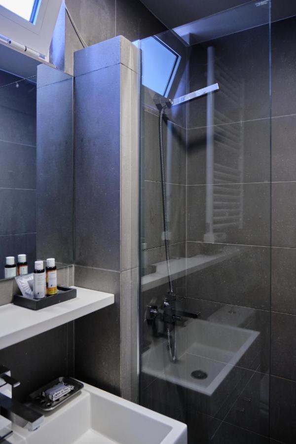 Homz Ah03 Penthouse Studio Hilton Area Атина Екстериор снимка